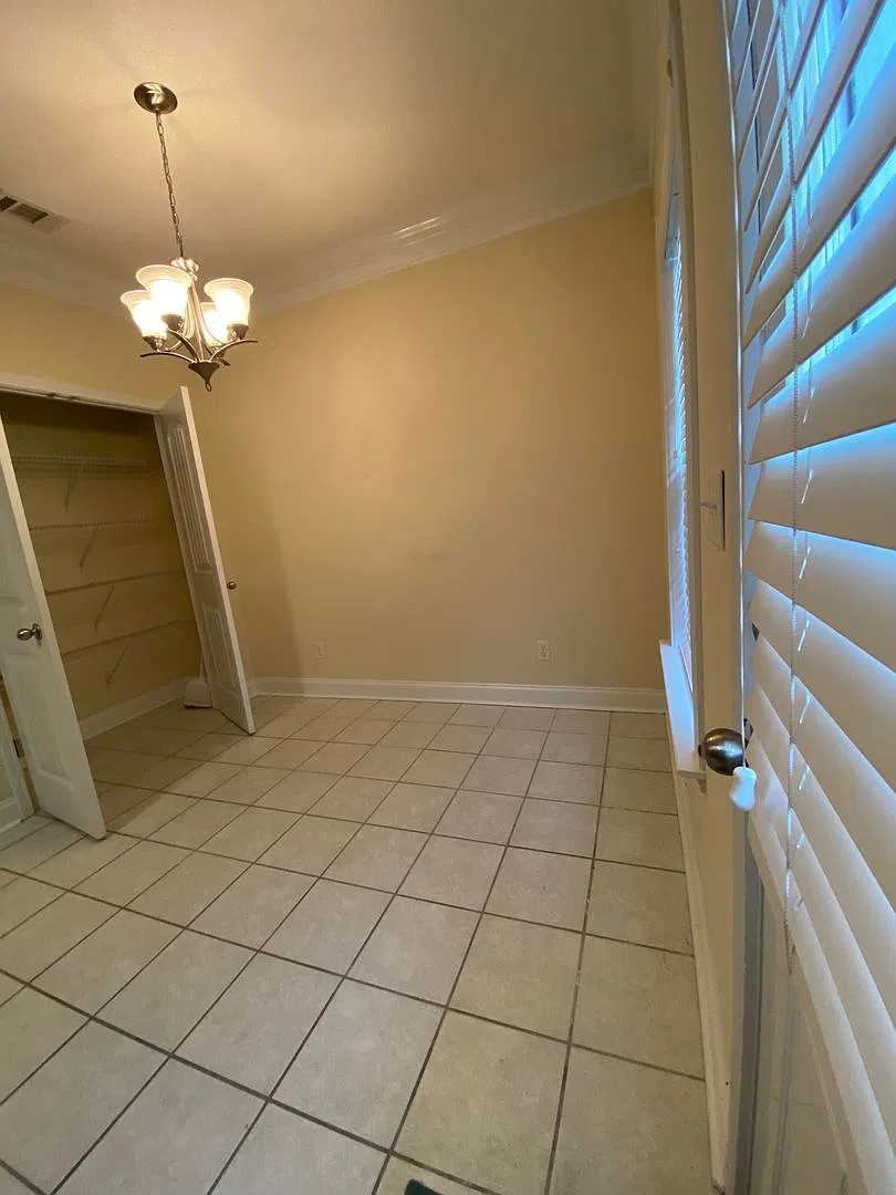 For Rent — Photo 3