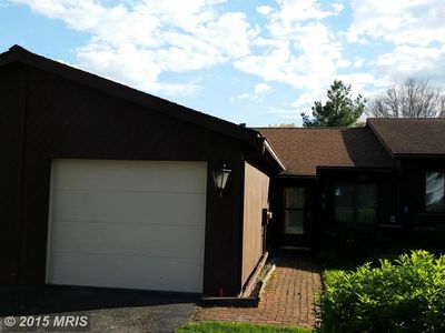 322 Stonegate Cir N, Chambersburg, PA, 17201