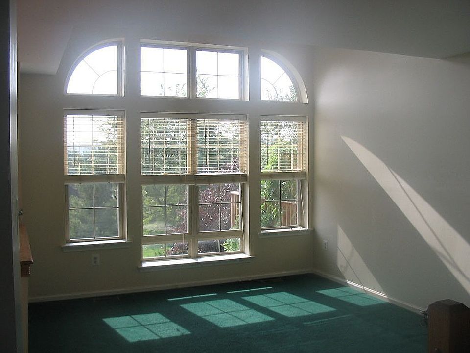 2 Story Great Room