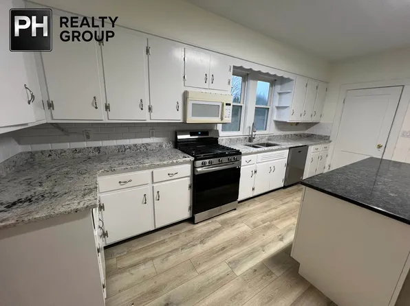 44 Capitol St #1, Watertown, MA 02472