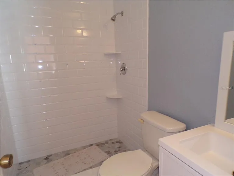 4016 Oakview Dr #J9 — Photo 20