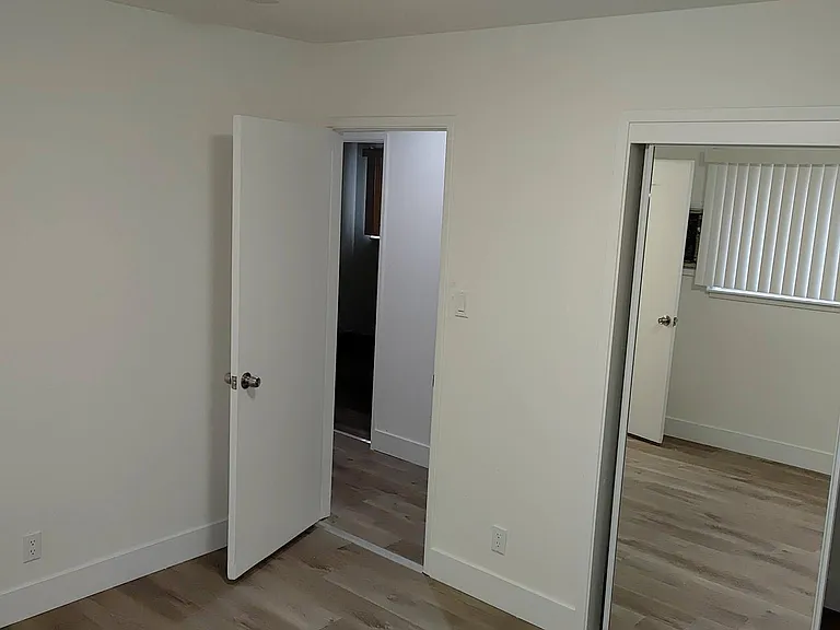 5409 48th Ave — Photo 11