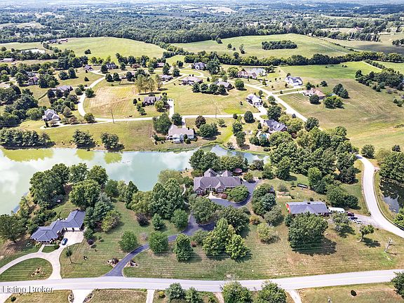 2nd image of 2025 Lincoln Park Rd