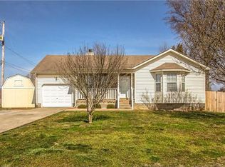 611 Eastlake Cv, La Vergne, TN 37086
