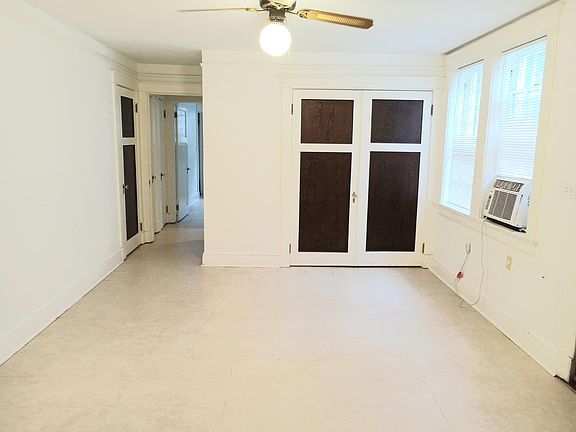 4th image of 2717 Fern St
