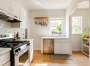 176 Naples Rd Floor 2-7, Brookline, MA 02446