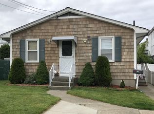 129 Nash Rd, New Bedford, MA 02746