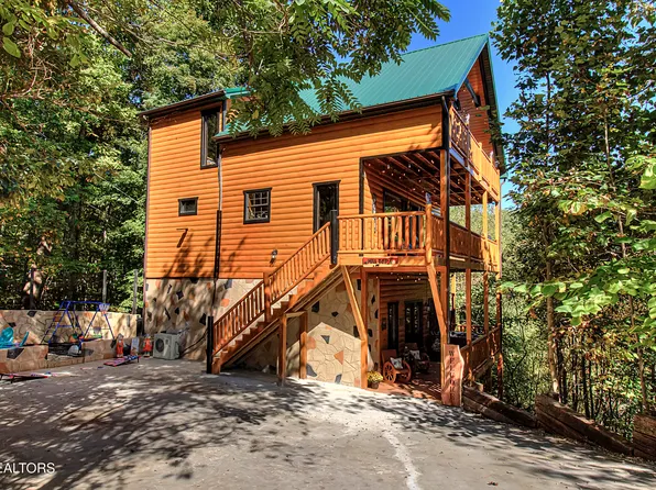 2184 Spence Mountain Loop, Sevierville, TN 37876