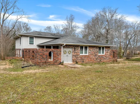 107 Blue Barker Rd, Honea Path, SC 29654