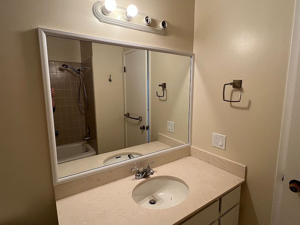 1st image of 2175-2177 48th Ave