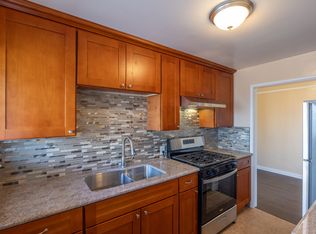 401 Dickman Ave, Monterey, CA 93940