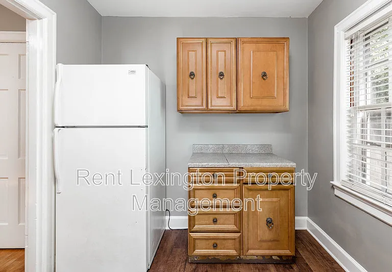 123 Barberry Ln — Photo 12
