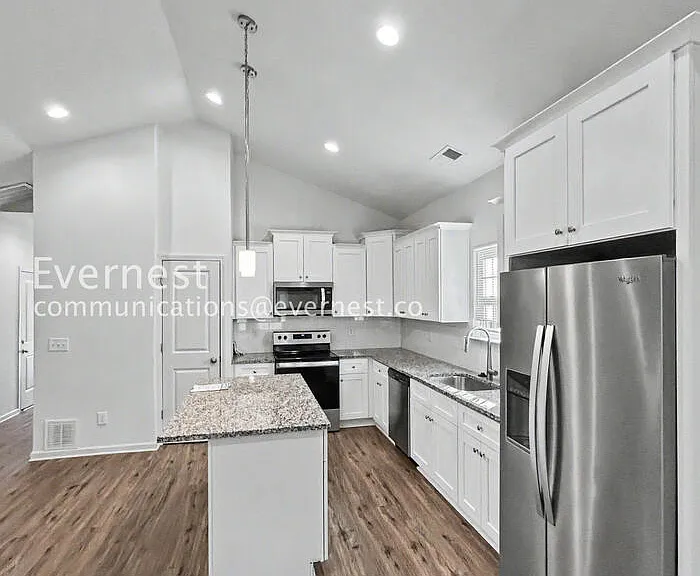 10828 Mount Holly Rd — Photo 5