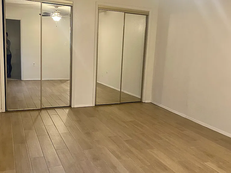 2313 N Grand Ave #B — Photo 10