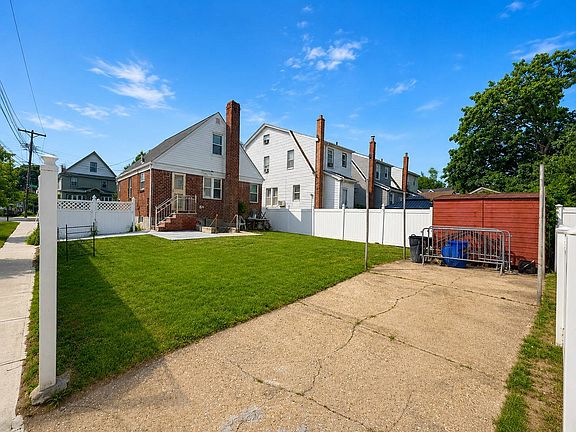 5th image of 18604 Nashville Blvd