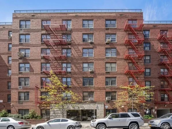 133-17 Sanford Avenue #1O, Flushing, NY 11354
