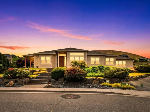 5121 Milky Way, West Richland, WA 99353