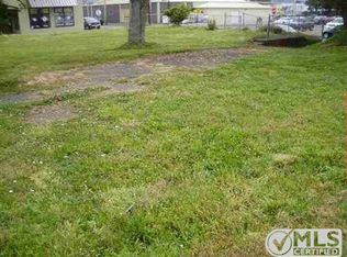 1080 4th St, Crescent City, CA 95531