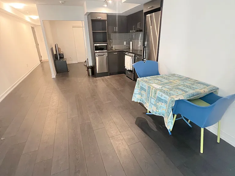 219 Dundas St E #801 — Photo 21