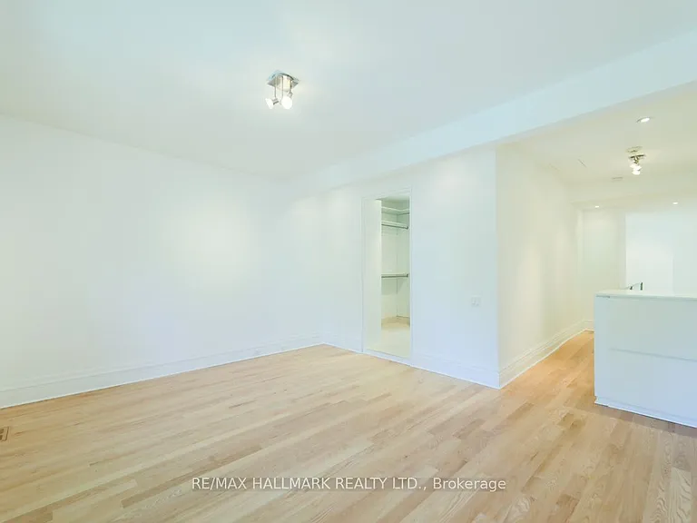 101 Pears Ave — Photo 19