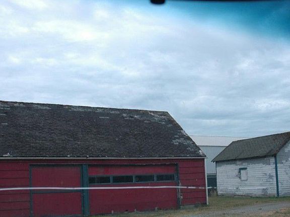 4th image of 15524 Smokey Point Blvd