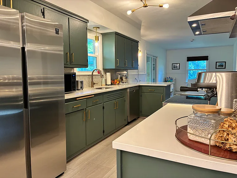 W150N7132 Country Ln — Photo 7