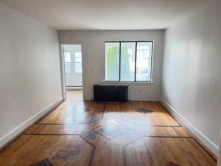 18 Beal St #1 — Photo 4