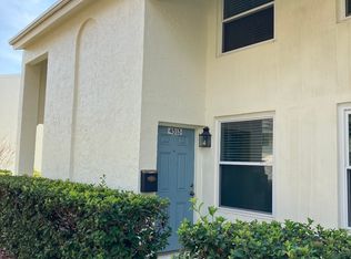 4513 La Carmen Ct #1, Tampa, FL 33611