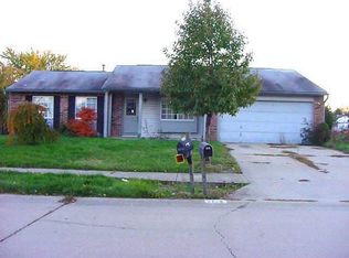2724 N Heatherlea Ct, Indianapolis, IN