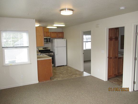 4th image of 1178 8th St #6