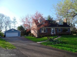 1501 Herrs Dale Ct, Graymoor Devondale, KY 40222