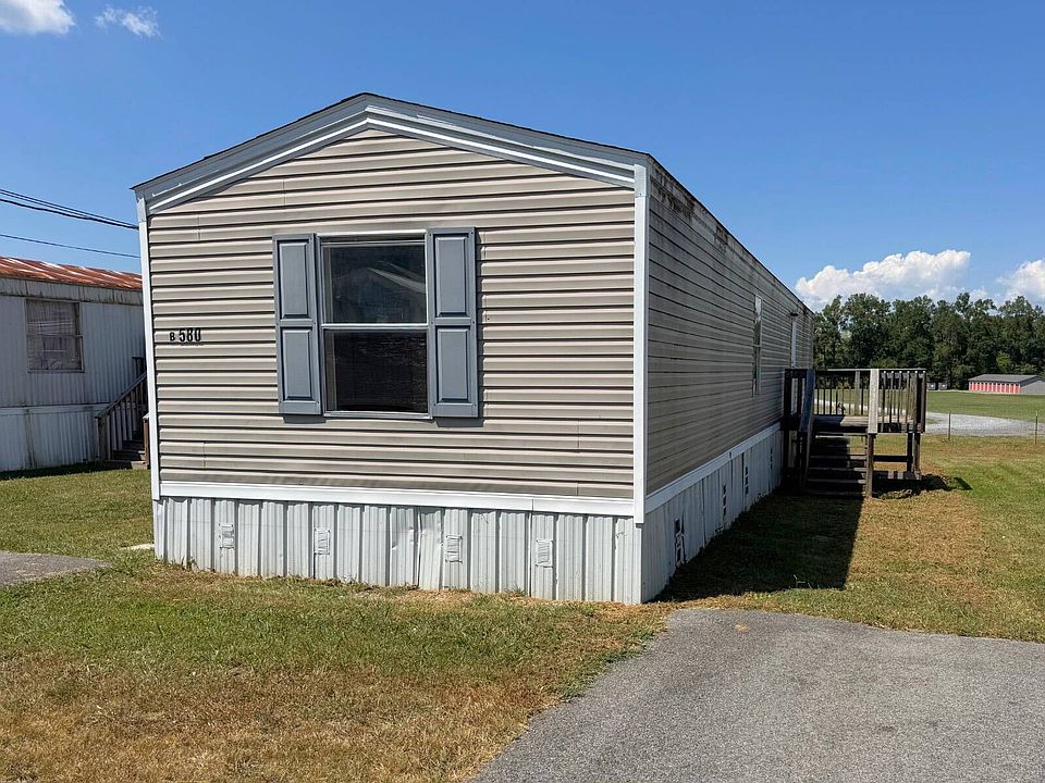 1st image of 580 Banjo Way