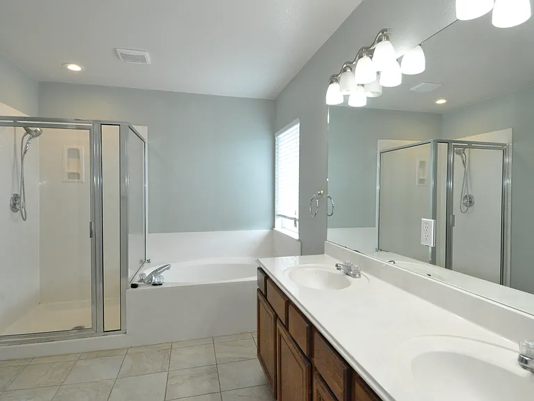 12427 Zeller Ln — Photo 17