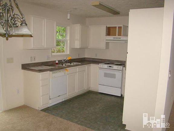 5th image of 7391 Red Stone Ct