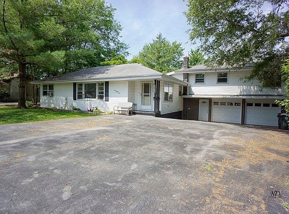 3rd image of 489 Winsor Dr