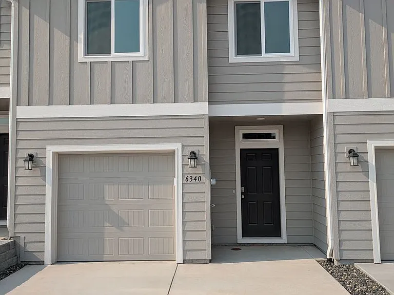 6340 W 36th Pl — Photo 1