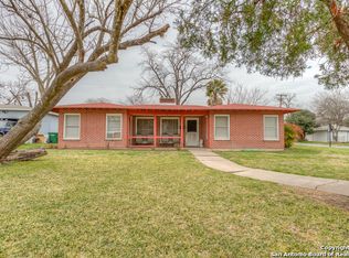 803 Alexander Hamilton Dr, San Antonio, TX 78228