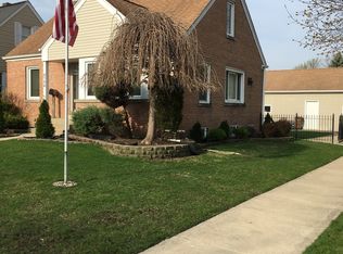 2736 Spruce St, River Grove, IL 60171