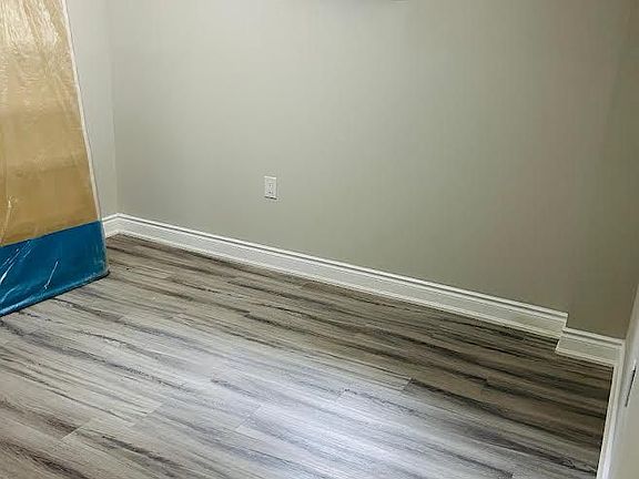 4th image of 13 Black Diamond Cres #Basement