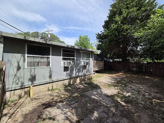 2nd image of 111 Rivermont Dr Trailer 2