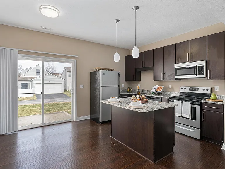 6188 Brassie Ave #404 — Photo 9