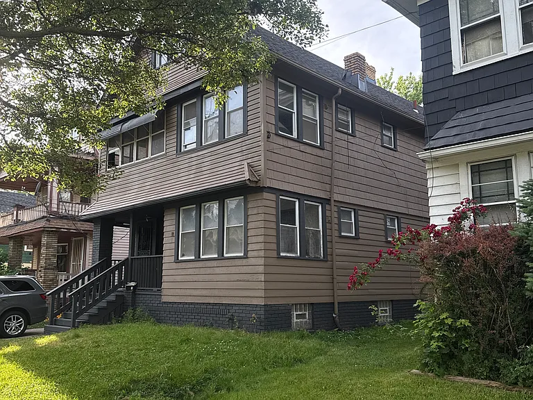 16007 Huntmere Ave #1 — Photo 6