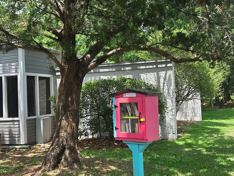 4503 NW 41st Pl — Photo 38