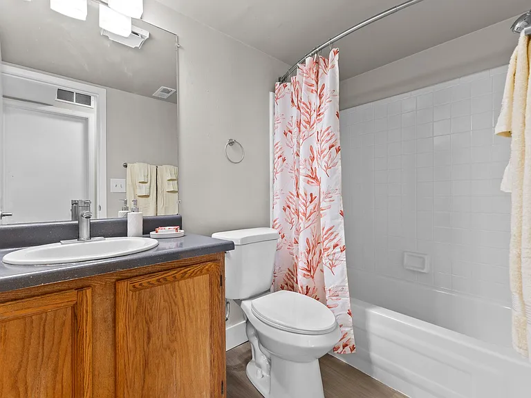 Sunnymede Apartments - Troy, MI — Photo 48