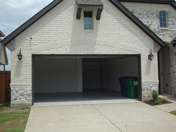 2nd image of 3701 Dame Cara Way
