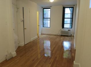 454 W 45th St APT 4RW, New York, NY 10036