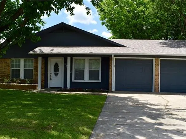 1223 Stuart Rd, Denton, TX 76209