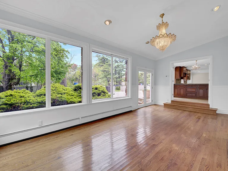 1719 Cedar Swamp Rd — Photo 6