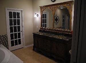 5th image of 1068 Lelan Dr