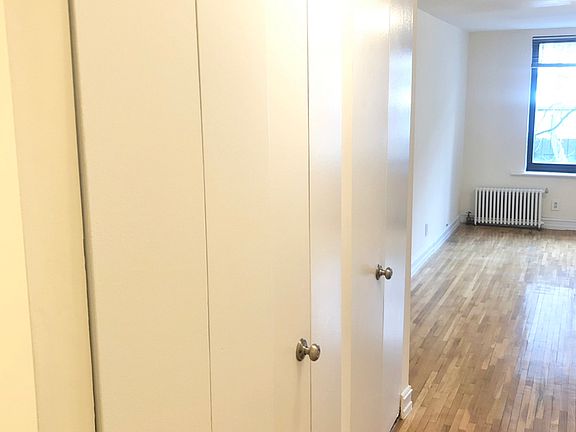 4th image of 1570 1st Ave APT 2A